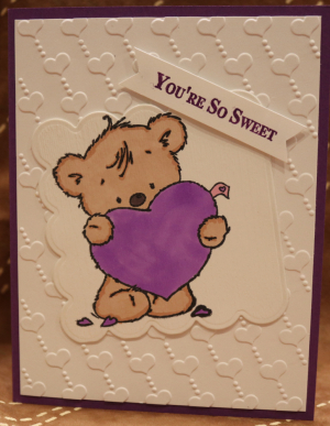 777f Valentine's Day - Bear Holding Heart